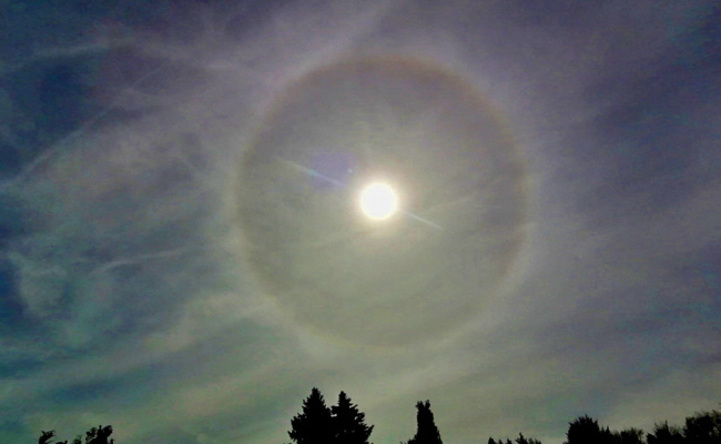 Ein schönes Sonnenhalo am Nachmittag